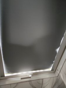 Kompatibles Dachfensterrollo für Velux M06 Thermo verdunklend schwarz Kunden-Foto 2