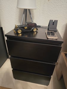 Noční stolek VASAGLE, sada 2 kusů, boční stolek, 3 zásuvky, zkosené hrany, 2 zásuvky, 2 porty USB Fotografie od zákazníka č. 12