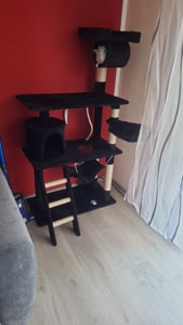 tectake® Kratzbaum Marcel 141 cm inklusive Treppe, Spielkordel und Kippschutz Kunden-Foto 12