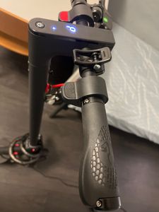 E-Scooter (ABE) mit Straßenzulassung (eKFV) Klappbar ,Elektroscooter Range 400w Motor Ultra Leichtgewicht mit 8,5 Zoll Elektroroller Kunden-Foto 5