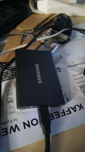 Samsung MU-PC4T0T, 4 TB, USB Typ-C, 3.2 Gen 2 (3.1 Gen 2), 1050 MB/s, 10 Gbit/s, Grau, Titan Kunden-Foto 1