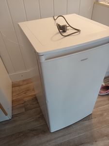 Exquisit Kühlschrank KS185-4-HE-040E inoxlook | 190 l Nutzinhalt | Schnell-Kühlfunktion | Alarm Kunden-Foto 11