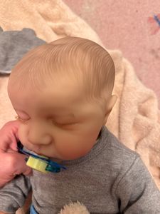 19 pouces Baby doll Baby doll fait main en silicone garçon, tout le corps en silicone Photo du client 4