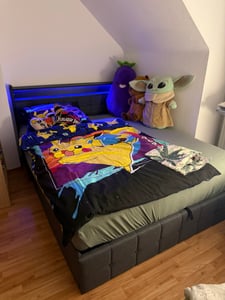 łóżko 160 x 200 cm z miejscem do przechowywania, oświetleniem LED, stelażem listwowym, złączem USB i USB-C, dla 2 osób, pościel, szare Zdjęcie produktu od klienta nr 1