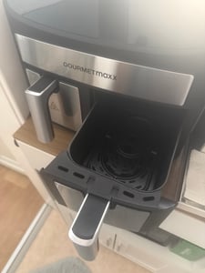 GOURMETmaxx Doppelkammer-Heißluftfritteuse | 2 x 3,5L - Edelstahl | Synchro-Garzonen, Timerfunktion & Touchdisplay | 10 Programme | 2400 Watt ** Kunden-Foto 2
