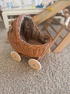 LILI Puppenwagen aus Weide in Naturfarbe 48x28 H26/47 cm Kunden-Foto 1