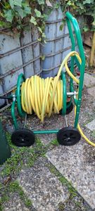 Schlauchwagen Premium 4 Vollgummiräder 92x57x78 cm Stahl, für 80 m Gartenschlauch 3/4" Anschluß grün Kunden-Foto 1