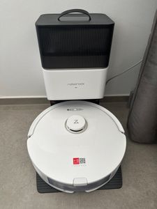Roborock F25 XT Aspirapolvere/lavapavimenti, 20.000 Pa con Zero Tangle, asciugatura rapida con aria calda a 90 °C, posizione orizzontale a 180° Foto del cliente 3