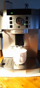 De'Longhi Magnifica S ECAM22.110.SB Kaffeevollautomat silber-schwarz Kunden-Foto 1