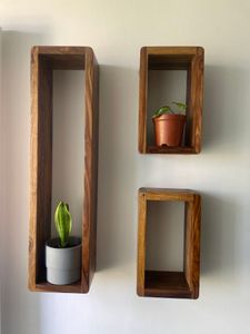 Wohnling Set di 3 mensole da parete in legno massiccio Sheesham Cubes ; WL1.525 Foto del cliente 3