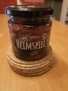 WM 2026 Fanartikel Heimspiel im Honig 250g | 3-Schicht Aufstrich Schwarz-Rot-Gold | Mitbringsel für Fußballfans & Public Viewing | Grega's Imkerei Kunden-Foto 1