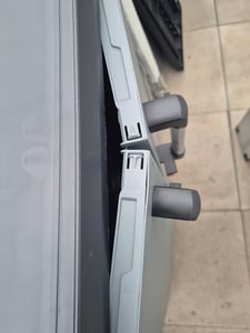 KETER Pro Hoher Lagerschrank, Schwarz/Grau, 972120 Kunden-Foto 1