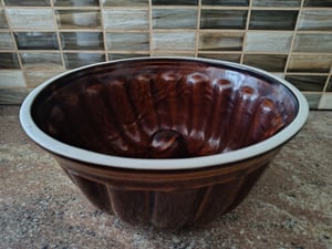 KADAX Gugelhupfform, Spülmaschinenfeste Backform aus Ton, Runde Kuchenform aus Steinzeug Kunden-Foto 1