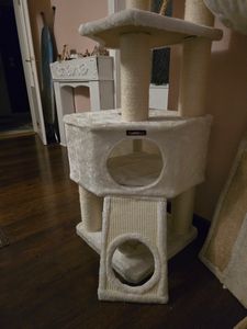FEANDREA Kratzbaum 186 cm, Katzenbaum für große katzen, 13 dicken Säulen (11 cm d), stabil, Kippschutz, Tintenschwarz Kunden-Foto 15