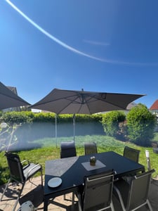 Deuline® Alu 360° drehbare Ampelschirm Ø300cm Sonnenschirm mit Schutzhülle Kurbelschirm UV50+ Gartenschirm Marktschirm Mallorca-Elite 521815 Kunden-Foto 6