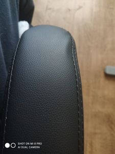 Herní židle Delman Ergonomická kancelářská židle RGB LED osvětlení Křeslo zPolyuretankůže s podnožkou Kovová základna 02-0055BK Fotografie od zákazníka č. 4