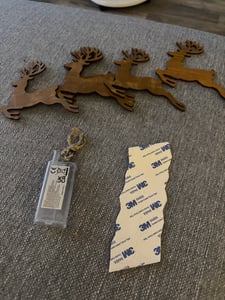 LED Weihnachtsdeko Schneeflocke, 7-teiliges 3D Holz Schneeflocke Wanddeko Set, warmweiß beleuchtet, selbstklebend, Weihnachtsbeleuchtung Kunden-Foto 1