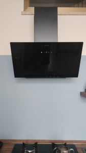 LEVIVO A+++ Kopffreie Dunstabzugshaube 80cm Umluft & Abluft mit 420 m³/h Luftleistung, 3 Stufen & Booster, 2 LEDs, Dunstabzug Wandhauben, Weiß Kunden-Foto 1