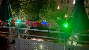 3er Set Edelstahl LED Solar Gartenleuchte Kugel mit Crackle-Licht Solarlampe Solarleuchte Deko Garten Leuchte Bunt Lampe Kunden-Foto 3