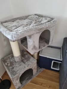FEANDREA Kratzbaum, L Katzenbaum, mit 2 Häuschen, 80 cm, kompakt, rauchgrau Kunden-Foto 1
