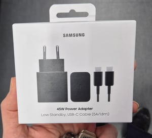 Samsung EP-T4511 Universale Nero AC Ricarica rapida Interno Foto del cliente 3
