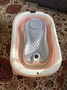 Baby Badewanne Set Faltbar mit Thermometer und Badewannensit für Neugeborene und Babys Grau Kunden-Foto 1