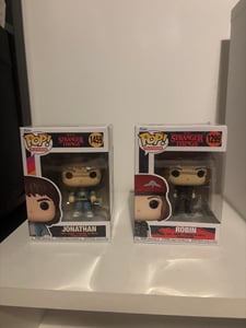 Funko 142206 Funko Pop! Figur Stranger Things Jonathan Golfschläger 10cm Foto del cliente 1