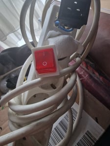 Wippschalter rot 30A 250 4Pin Einbaumaß 30x22mm Ein-Aus-Kippschalter beleuchtet Kunden-Foto 2