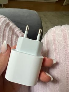 Apple 20W Adapter Schnell Ladegerät + 1m Lightning Kunden-Foto 7