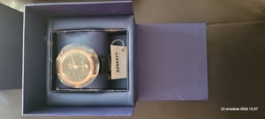 Montre bracelet pour femme Swarovski, modèle 5295377, boîtier en acier inoxydable, bracelet en cuir Photo du client 1