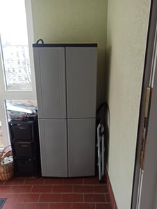 Kreher Kunststoffschrank 'J-LINE' mit einem Einlegeboden in Schwarz/Grau Kunden-Foto 1