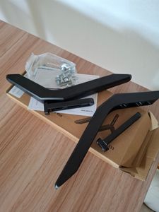 Universal TV Ständer 32"-65", 45Kg Standfuss Standfuß Fernseher-Tisch Halterung Höhenverstellbar Fernseh-Stand Kunden-Foto 1