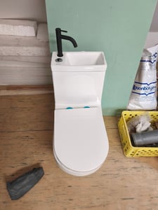 WC a pavimento WC con cassetta Soft-close stile retrò bianco WC a pavimento Foto del cliente 1
