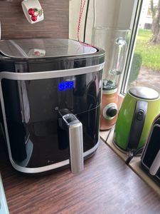 Aigostar - 7L intelligente Heißluftfritteuse, Friteuse Heissluft 1900 W Heissluftfriteuse, 7 Programmen, Warmhalten, 20 Rezepte Kunden-Foto 7