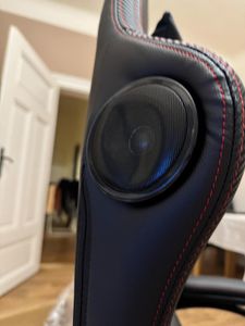 GTPLAYER Gaming-Stuhl ACE PRO, Ergonomischer Bürostuhl Neigbare Armlehnen Mit Fußstütze, Hi-Fi Lautsprecher, Beeindruckende Klang-atmosphäre, Rotwein Kunden-Foto 2