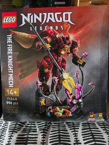 LEGO NINJAGO Der Feuerritter-Mech - Monstrosity Set mit beweglicher Figur, 2 Minifiguren und einem Seeungeheuer auf einem Ständer - Geburtstagsgeschenk für Jungen & Teenager ab 14 Jahren - 71846 Kunden-Foto 1