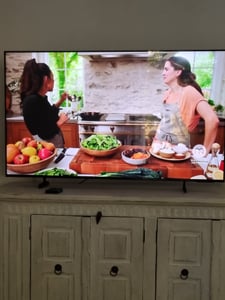 Samsung 2025 Q7F 55" 4K QLED HDR Smart TV, 139,7 cm (55"), 3840 x 2160 Pixel, QLED, Smart-TV, WLAN, Schwarz Kunden-Foto 2
