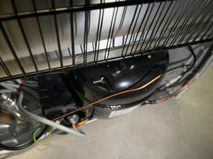 TELEFUNKEN CF-33-101-2 Kühlschrank mit Gefrierfach (nur für Eiswürfel) | Freistehend | 89 Liter Kunden-Foto 5