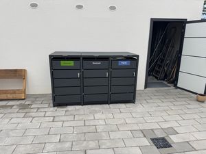 Albatros cassonetto per rifiuti 2 cassonetti | fino a 240 litri | grigio antracite RAL 7016 | acciaio zincato | ammortizzatore premium | set di adesivi | resistente alle intemperie | piedini regolabili | maniglia con serratura | cassonetto da giardino | sviluppato in Germania Foto del cliente 2