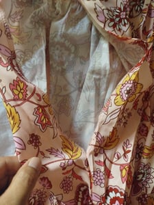 ASKSA Robe d'été femme manches 3/4 col V laçage Robe de plage boho fleurie, rose, L Photo du client 2