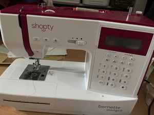 bernette Sew&Go 8, Rot, Weiß, Nähen, 1 Schritt, 7 mm, LCD, Drehregler Kunden-Foto 2