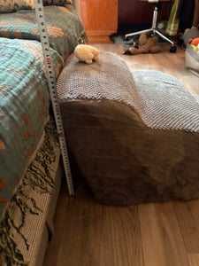 COSTWAY Hundetreppe 4 Stufen, rutschfeste Hundestufen aus Schaumstoff, Haustiertreppen für Hunde Katzen, Katzentreppe Abnehmbar, Hunde Treppe für Sofa Bett, Waschbarer Bezug (Grau) Kunden-Foto 4