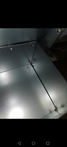 XINZI Automatik Futterautomat für 5 kg Futter, Hühner Geflügel-Futterspender Hühnerfutterautomat mit Selbstöffnend Pedal und Wasserfest Deckel Kunden-Foto 3