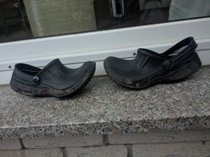 Clogs Gartenschuhe Badeschuhe Pantoletten Praxis geschlossen Gr. 37-49 Kunden-Foto 2