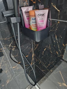 tesa Lavaa Duschkorb M Duschablage schwarz Badregal zur Wandmontage ohne Bohren Kunden-Foto 1