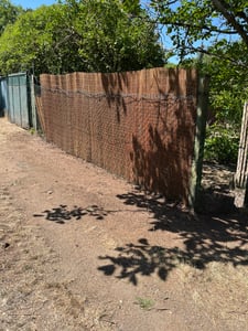 Ogrodzenia Wiklinowe Weidenmatte 170 x 500 cm - Balkon Sichtschutz - Zaun Garten aus Holz - Sichtschutz Garten - Windschutz & Sonnenschutz - Schattens Kunden-Foto 15