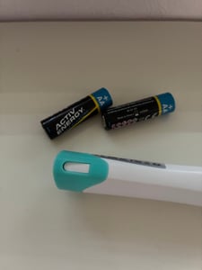 Elektrischer Stichheiler Wärme Stift Insektenstich Juckreiz Linderung 500mAh USB wiederaufladbar 4 Temperaturstufen tragbar Outdoor Kunden-Foto 3