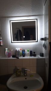 Schwarzer Rahmen Badspiegel mit 90X70cm Warm/Neutral/Kaltweiß dimmbar Memory Touch/Wandschalter Beschlagfrei Wandspiegel Spiegel mit Explosionsgeschützte Kunden-Foto 2