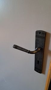 DOMINO Türgriff 72 Drückergarnitur PZ-Profilzylinder Set | Langschildgarnitur |für Zimmertür, Bürotür, Kellertür & Innentür |Antikes Nickel | LOFT M95 Kunden-Foto 1