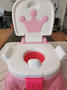 Woopie Baby: primo vasino per bambini con musica e sgabello 3 in 1 Foto del cliente 1